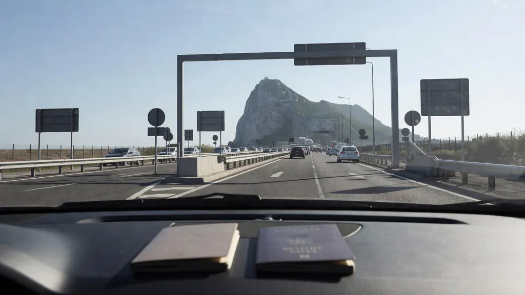 Czy na Gibraltar trzeba mieć paszport?